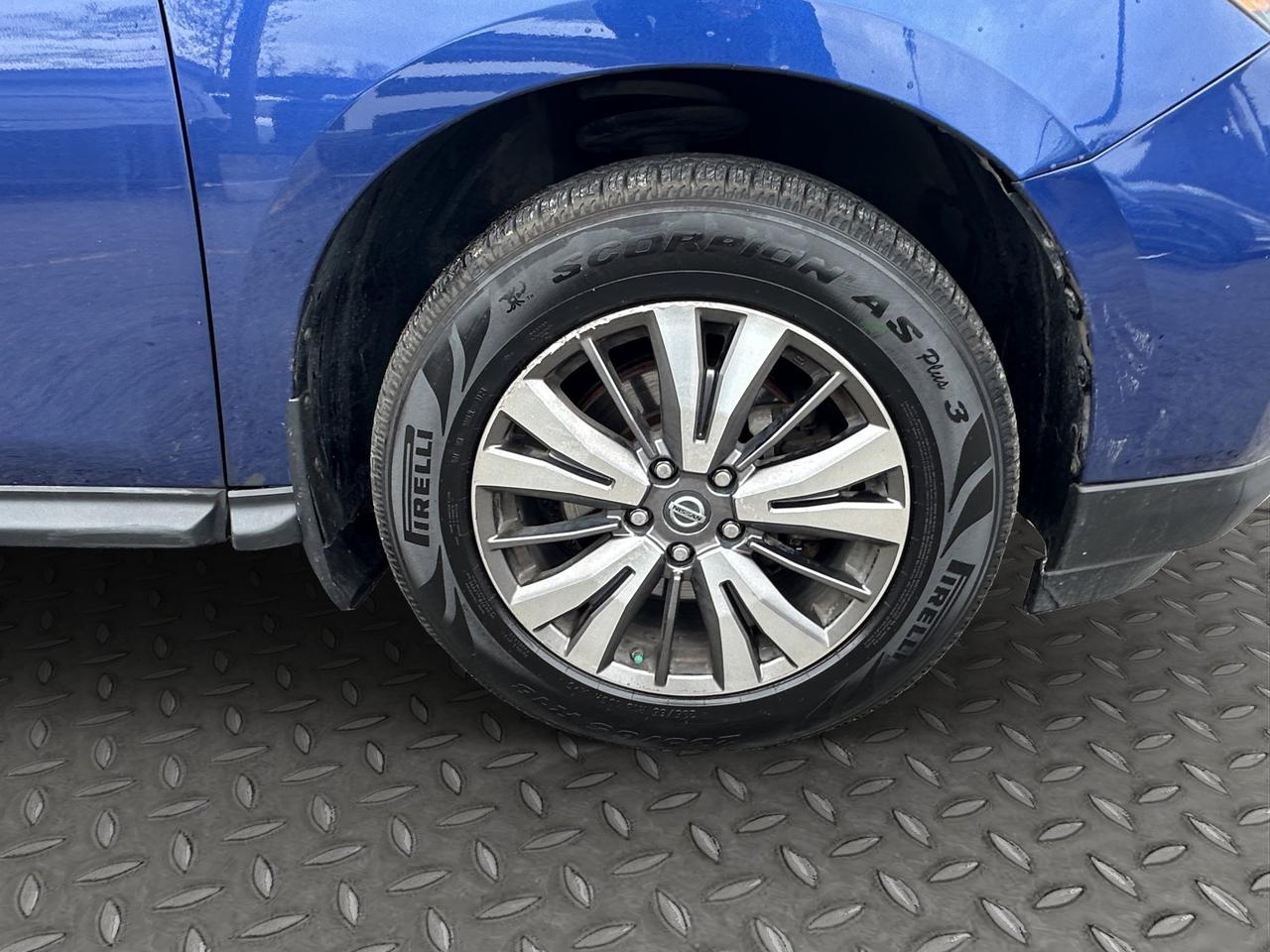 2019 Nissan Pathfinder SL Premium | Reverse Cam | Heated Seats Photo