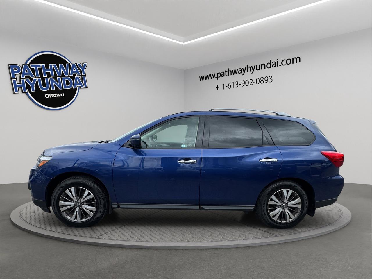 2019 Nissan Pathfinder SL Premium | Reverse Cam | Heated Seats Photo