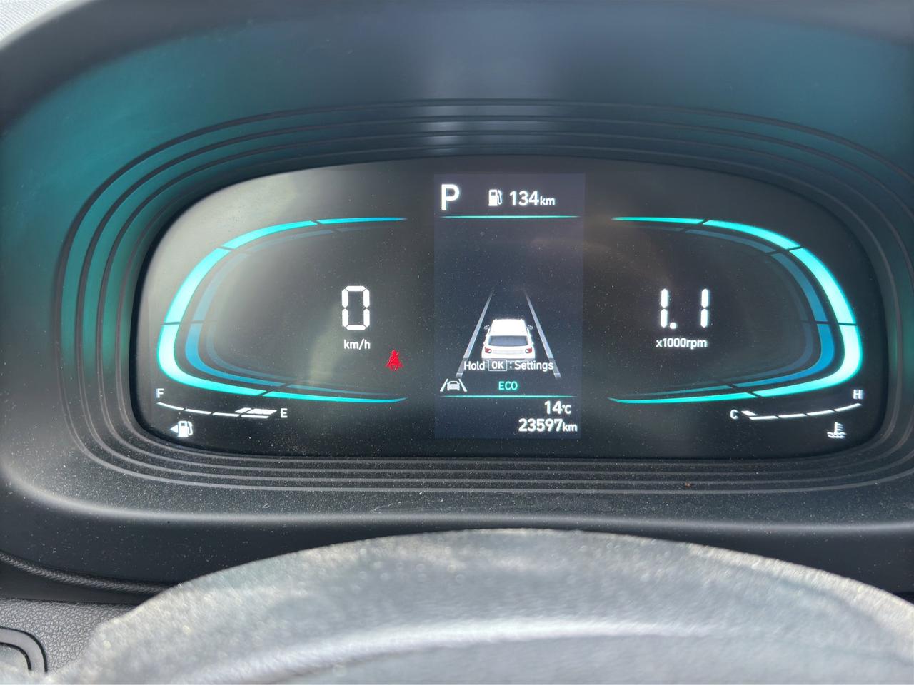 2024 Hyundai Venue Preferred | Reverse Cam | Heated Seats Photo