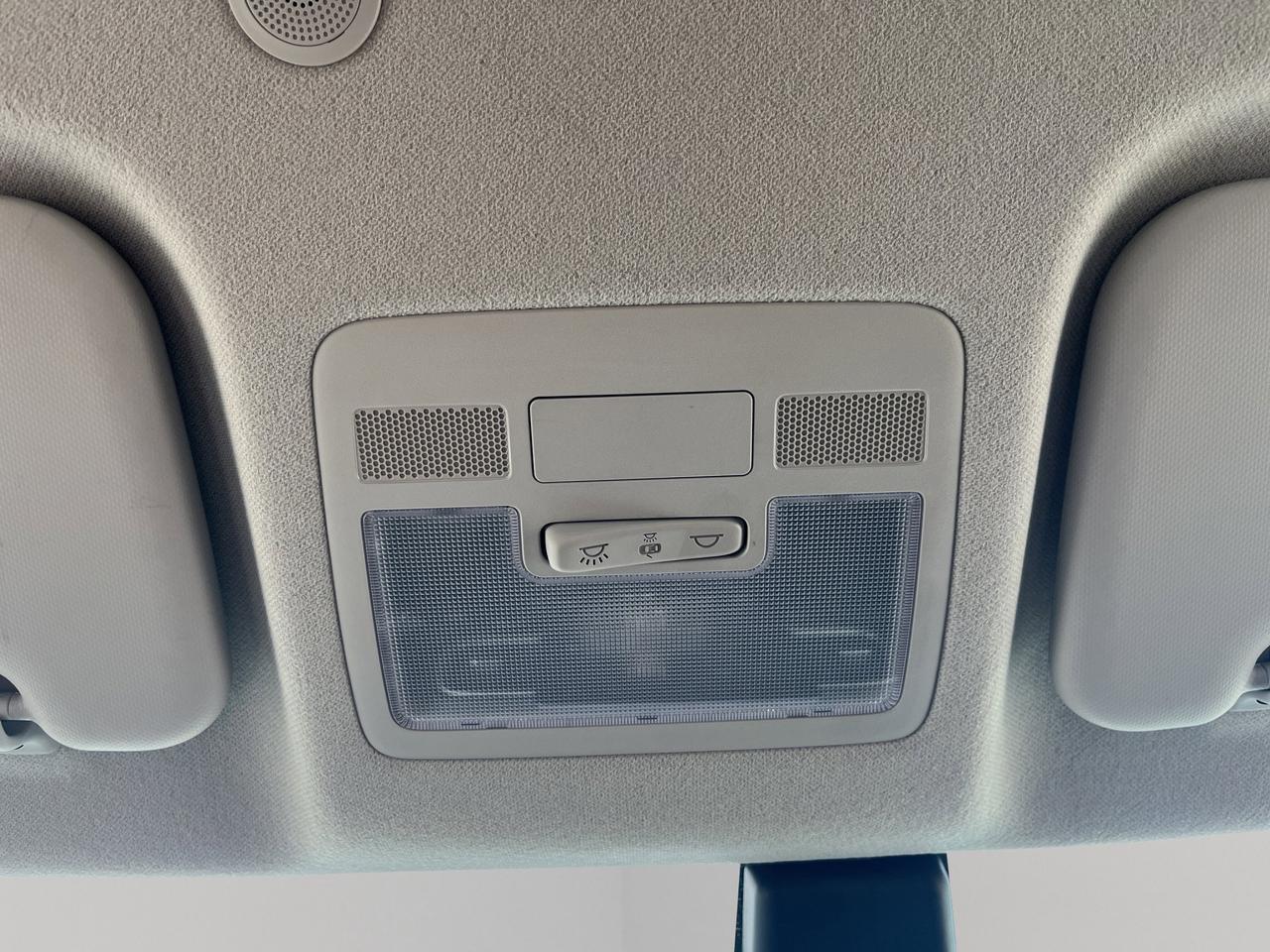 2024 Hyundai Venue Preferred | Reverse Cam | Heated Seats Photo