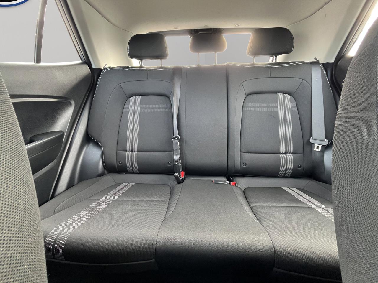 2024 Hyundai Venue Preferred | Reverse Cam | Heated Seats Photo