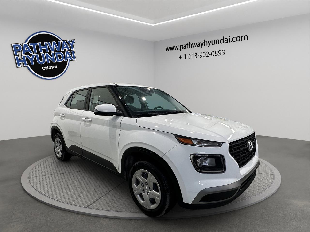 2024 Hyundai Venue Essential | Reverse Cam | Heated Seats Photo0