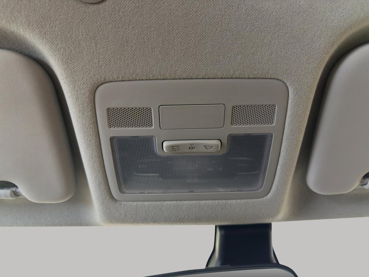 2024 Hyundai Venue Essential | Reverse Cam | Heated Seats Photo