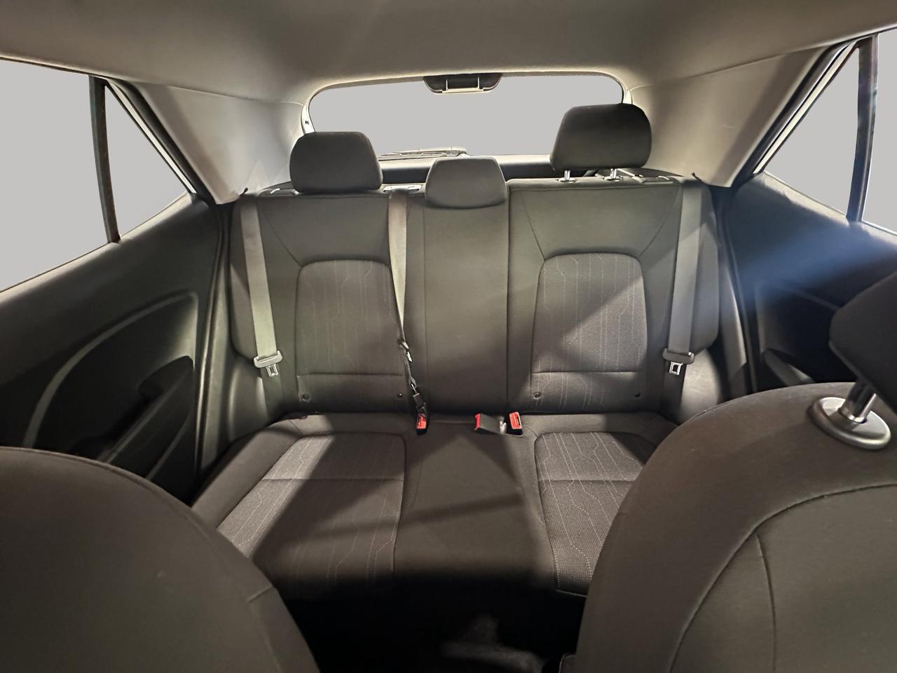 2024 Hyundai Venue Essential | Reverse Cam | Heated Seats Photo