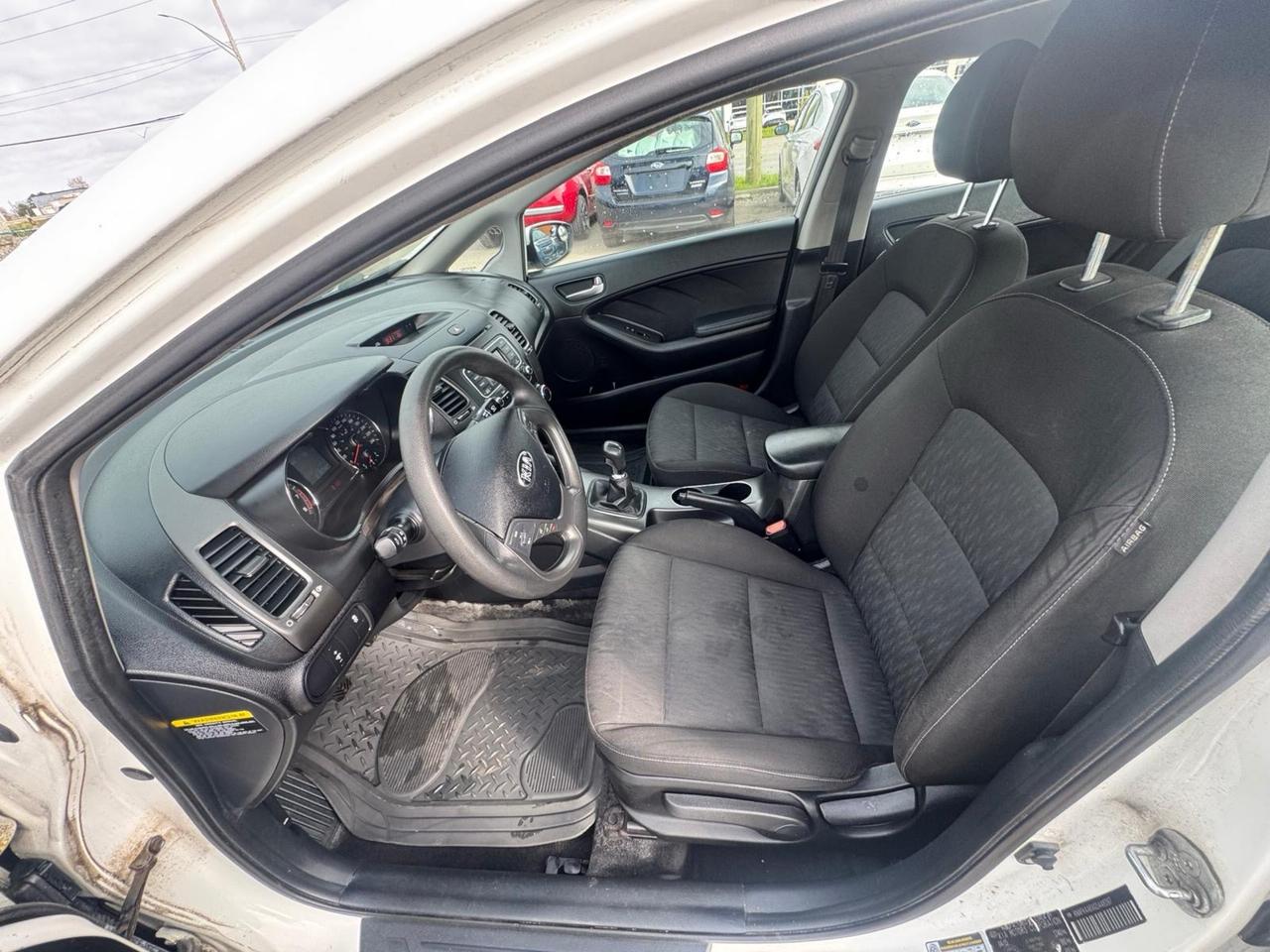 2016 Kia Forte LX, MANUAL, SEDAN, 4 CYL, GREAT ON FUEL, CERTIFIED Photo