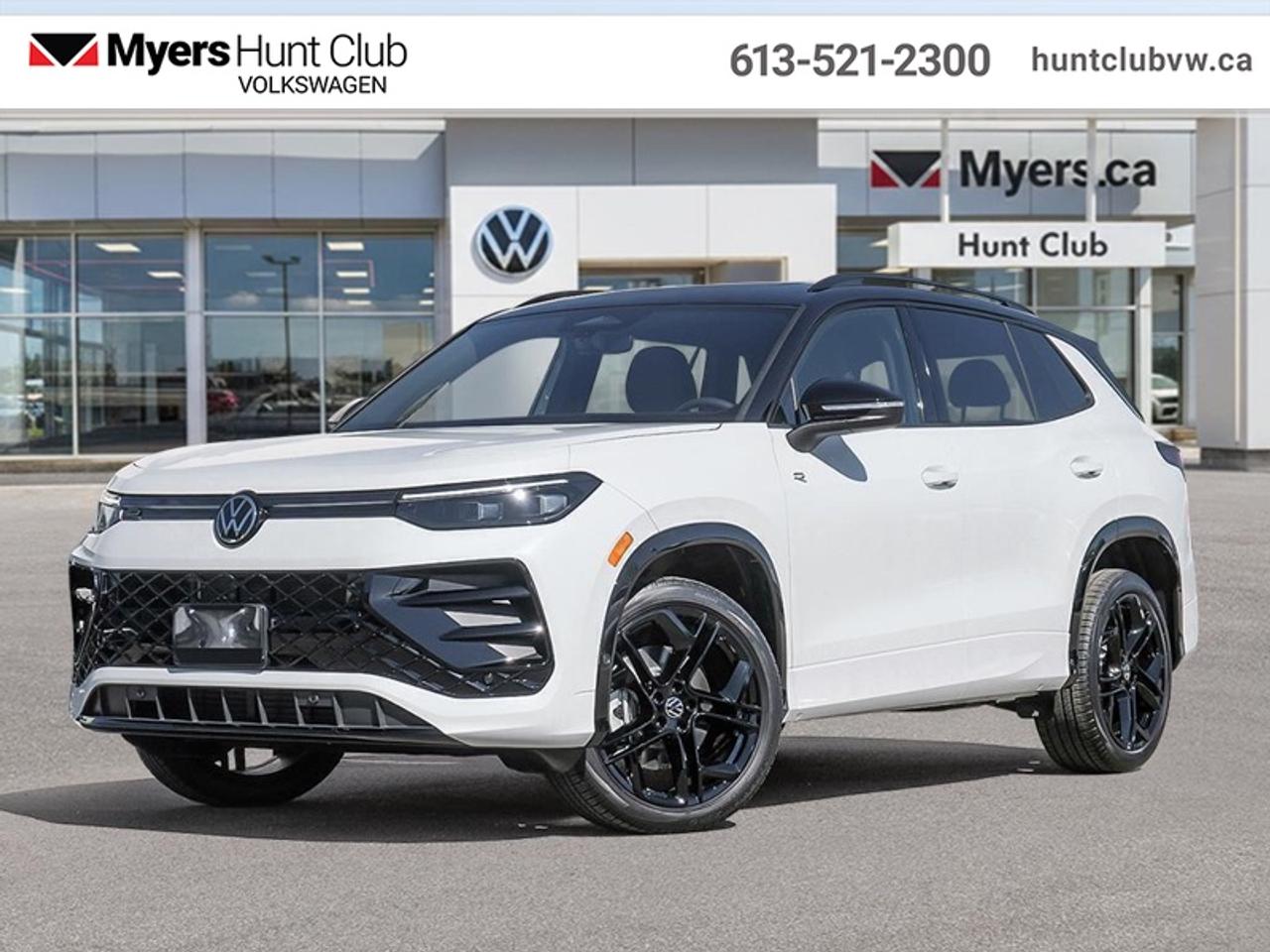 2026 Volkswagen Tiguan Comfortline R-Line Black Edition Photo0