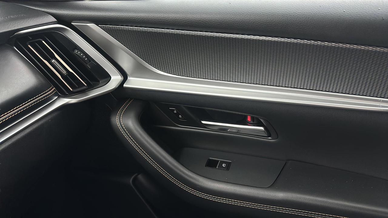 2025 Mazda CX-70 PHEV GT AWD Photo