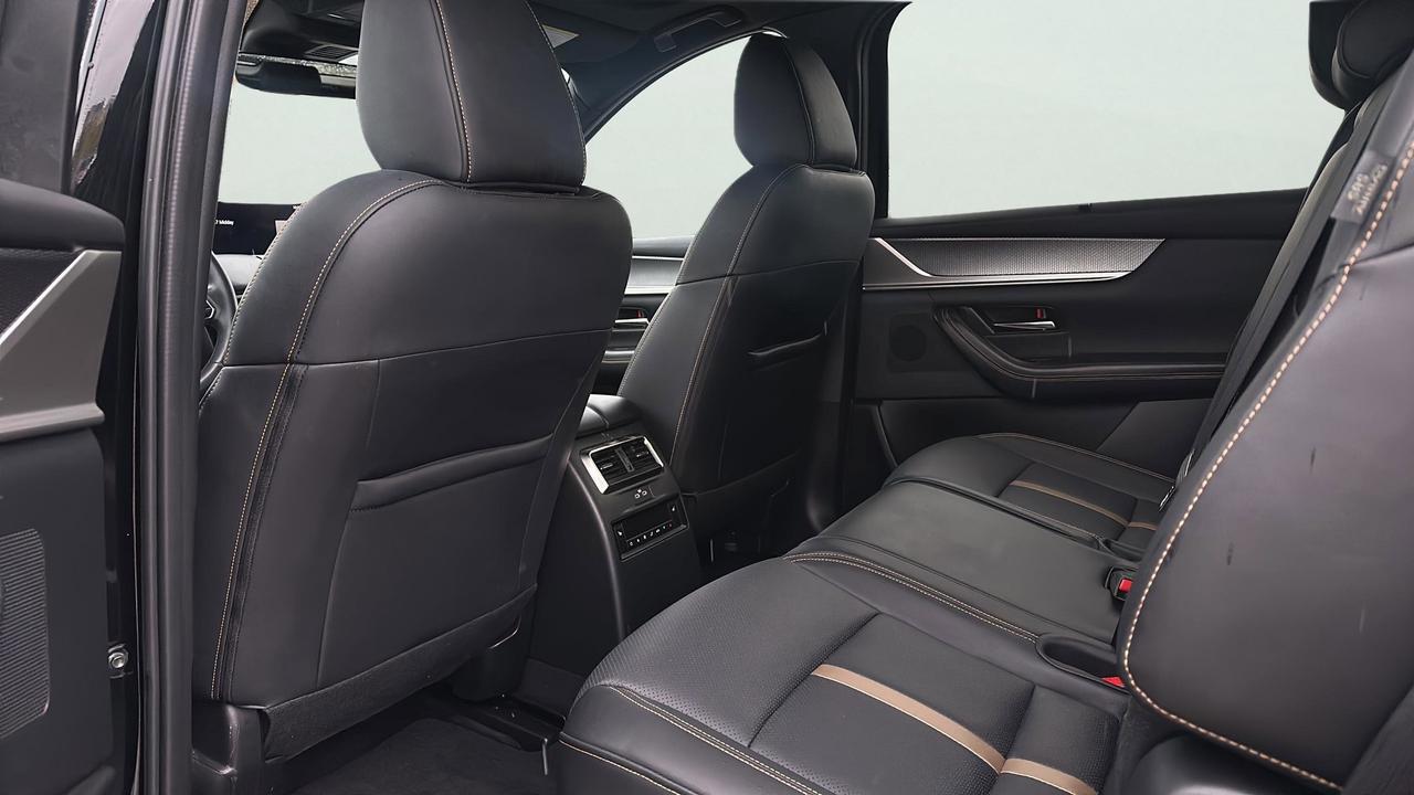 2025 Mazda CX-70 PHEV GT AWD Photo