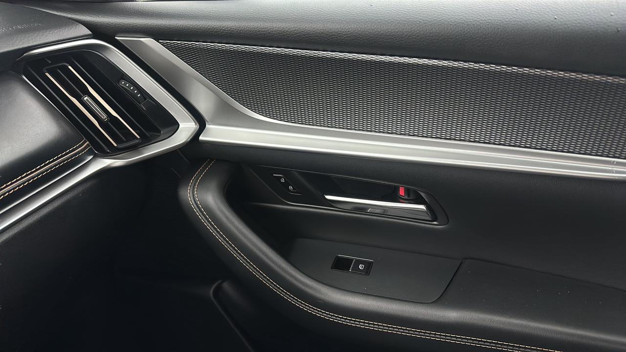 2025 Mazda CX-70 PHEV GT AWD Photo