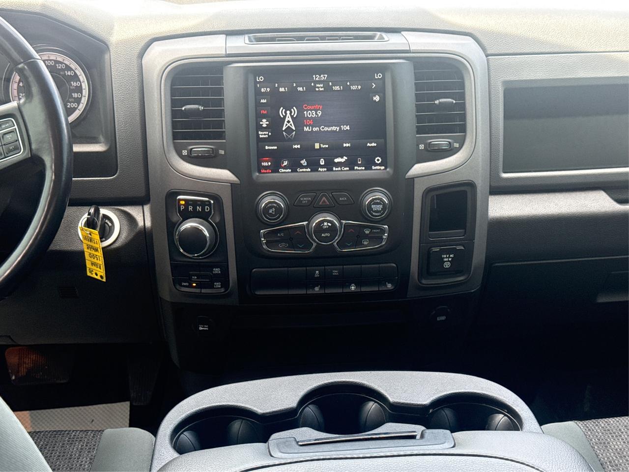 2020 RAM 1500 Classic Express 4x4 Crew Cab 5'7  Bx WE FINANCE ALL CREDIT Photo