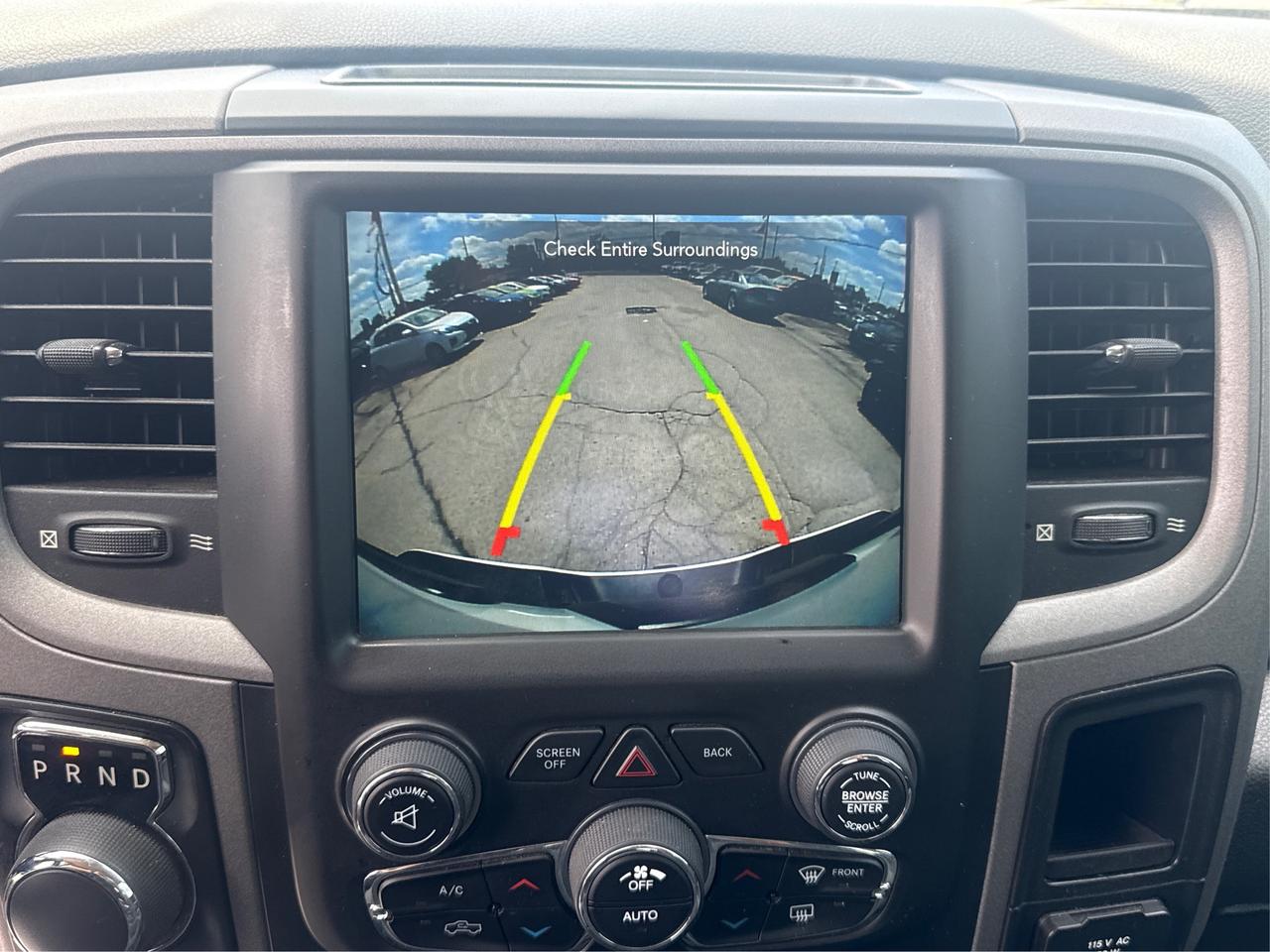 2020 RAM 1500 Classic Express 4x4 Crew Cab 5'7  Bx WE FINANCE ALL CREDIT Photo