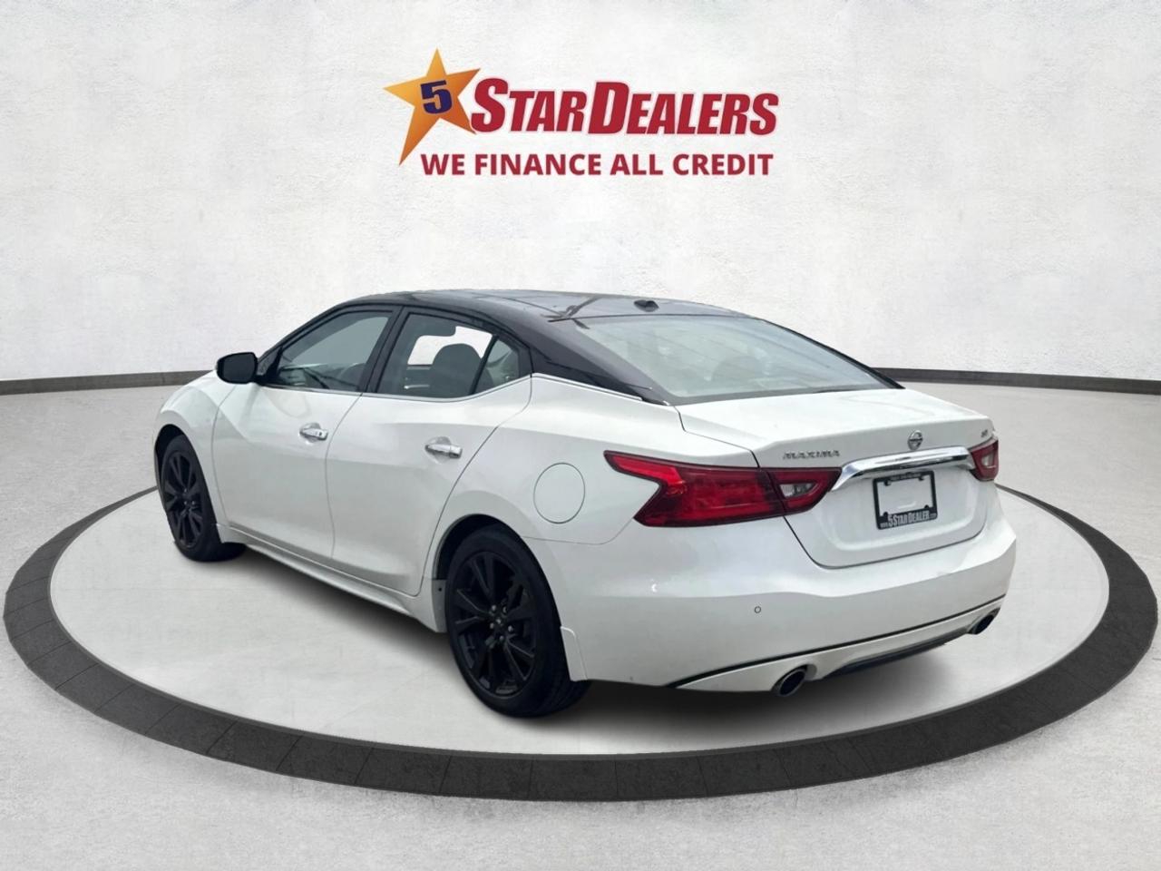 2018 Nissan Maxima NAV LEATHER PANO ROOF CLEAN WE FINANCE ALL CREDIT! Photo4
