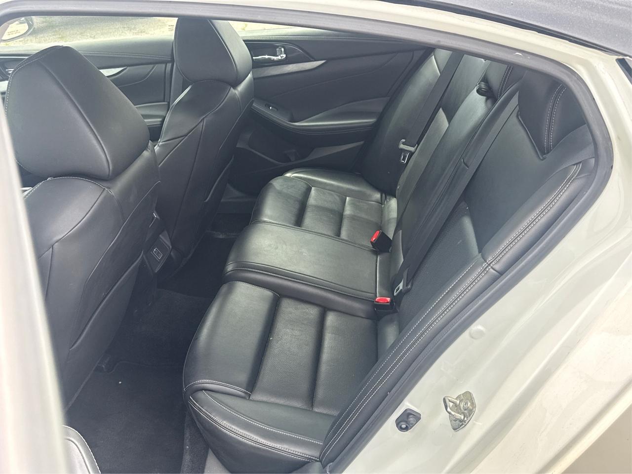 2018 Nissan Maxima NAV LEATHER PANO ROOF CLEAN WE FINANCE ALL CREDIT! Photo
