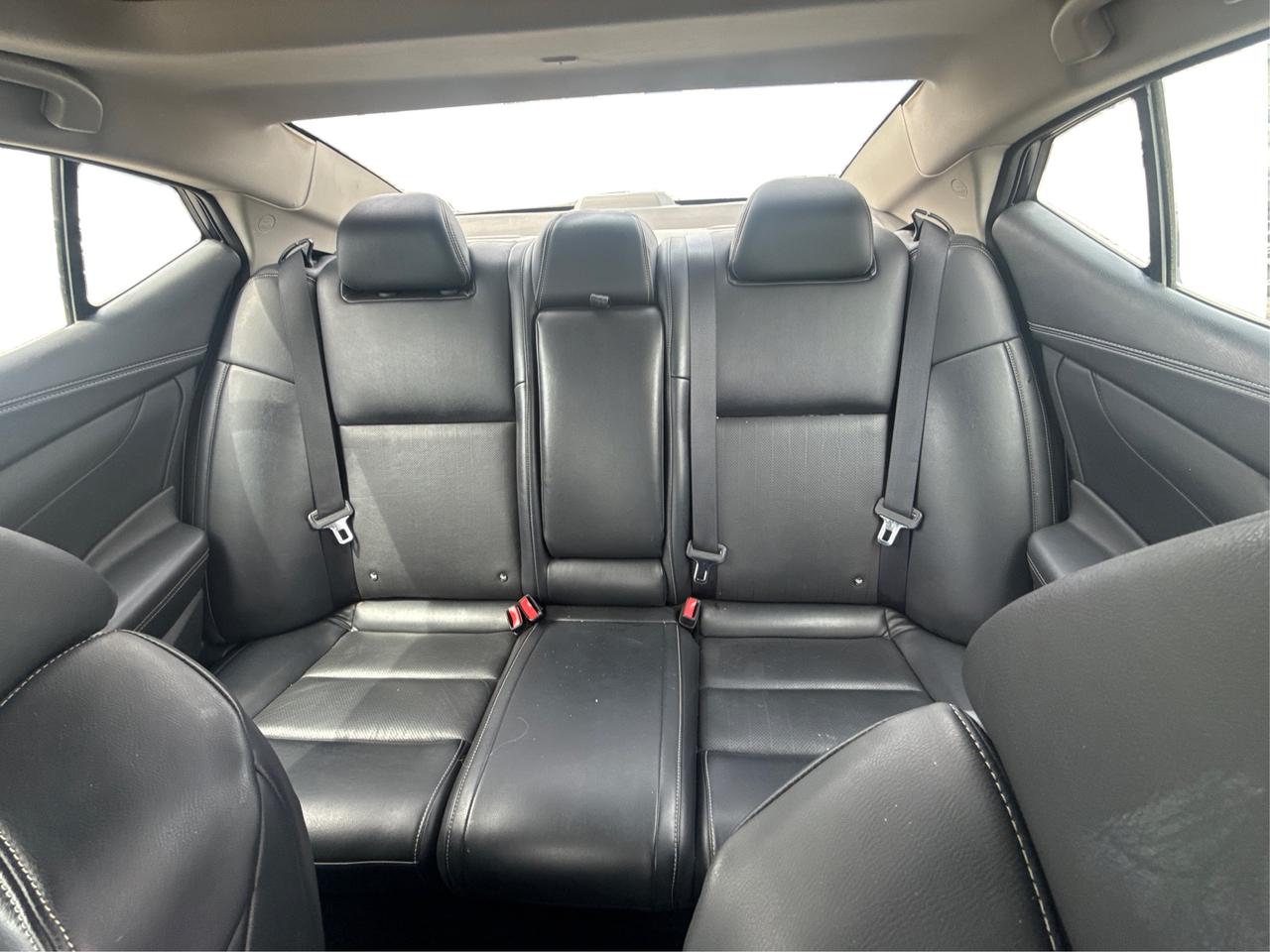 2018 Nissan Maxima NAV LEATHER PANO ROOF CLEAN WE FINANCE ALL CREDIT! Photo