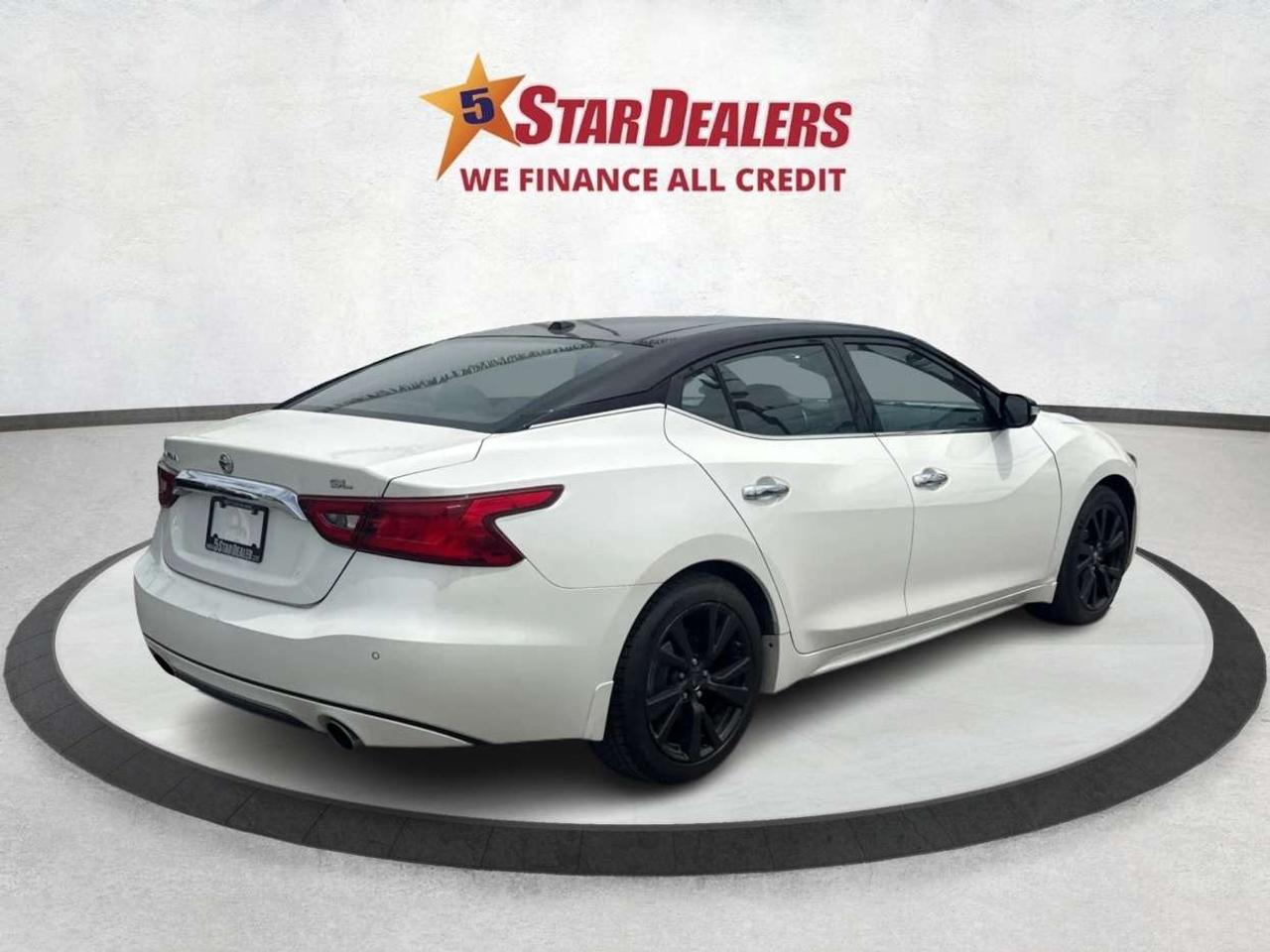 2018 Nissan Maxima NAV LEATHER PANO ROOF CLEAN WE FINANCE ALL CREDIT! Photo