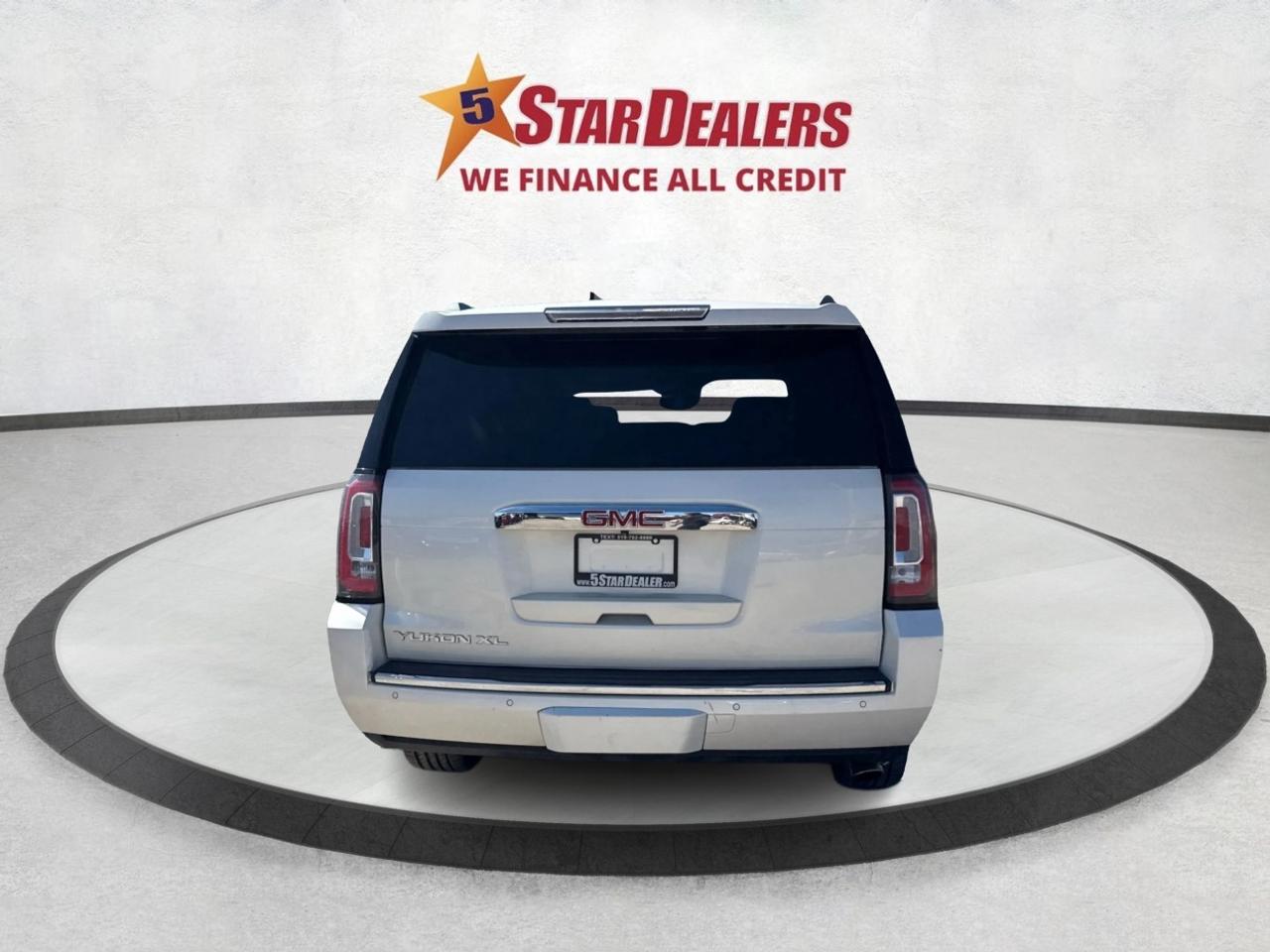 2015 GMC Yukon XL CERTIFIED NAV LEATHER ROOF WE FINANCE ALL CREDIT Photo
