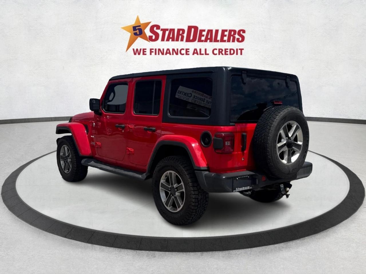2018 Jeep WRANGLER UNLIMITED NAV LEATHER HEATED SEATS! WE FINANCE ALL CREDIT! Photo4