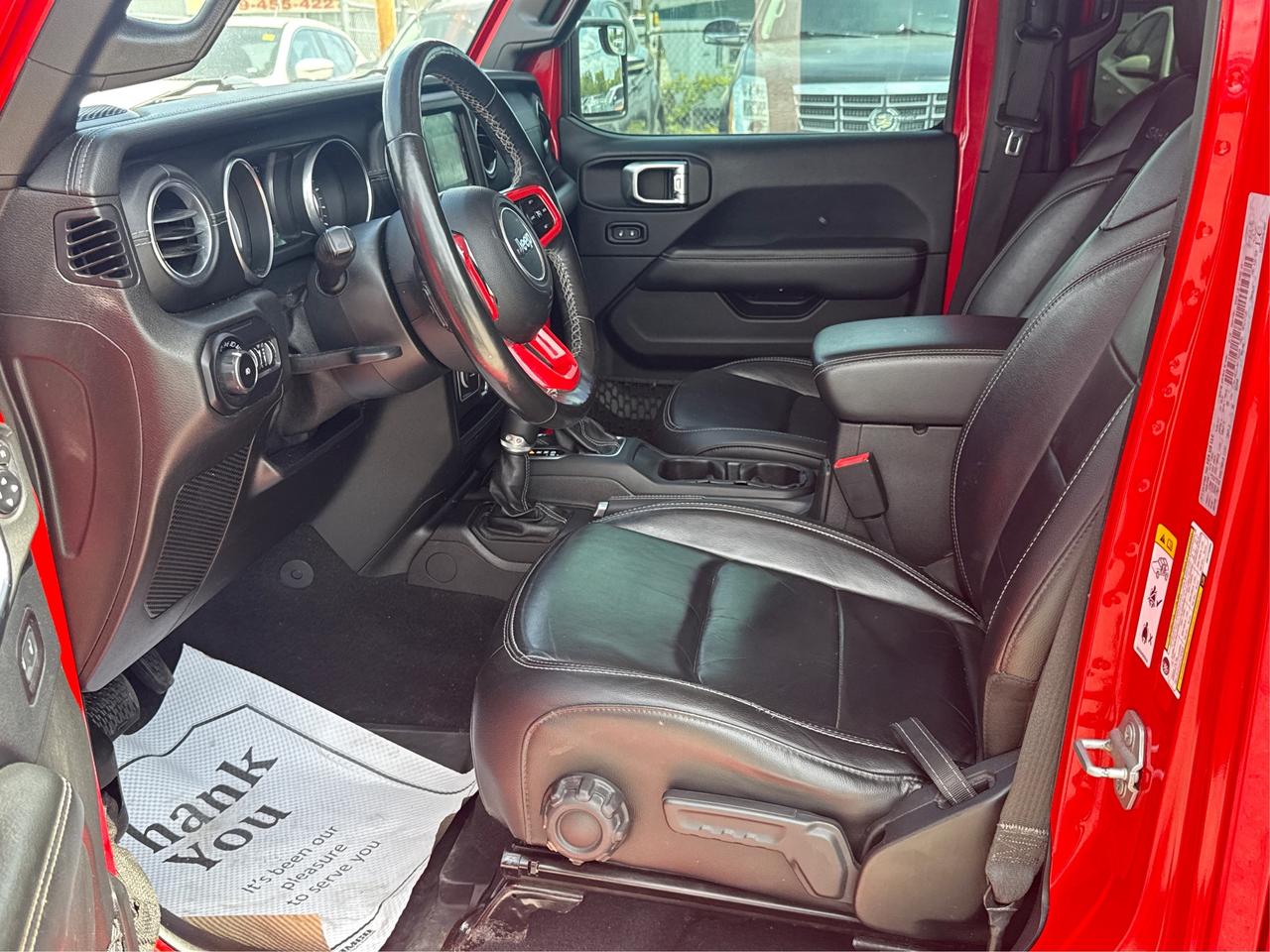2018 Jeep WRANGLER UNLIMITED NAV LEATHER HEATED SEATS! WE FINANCE ALL CREDIT! Photo