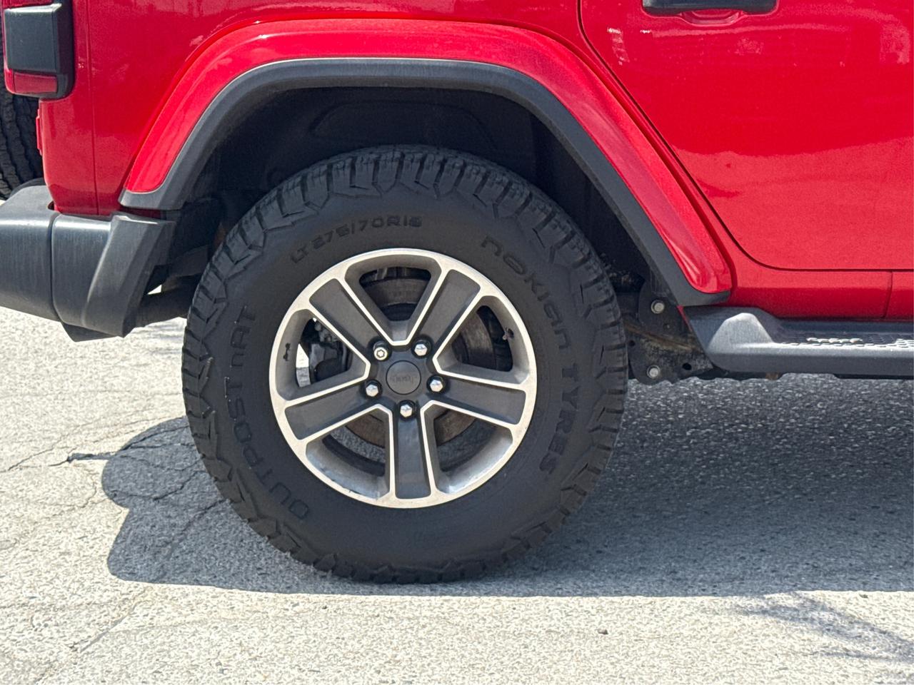 2018 Jeep WRANGLER UNLIMITED NAV LEATHER HEATED SEATS! WE FINANCE ALL CREDIT! Photo