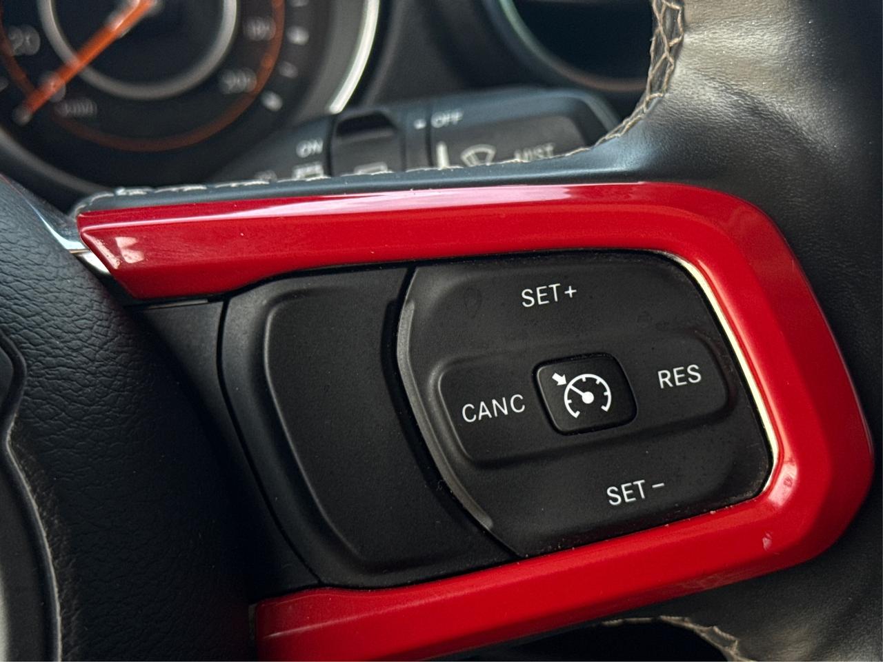 2018 Jeep WRANGLER UNLIMITED NAV LEATHER HEATED SEATS! WE FINANCE ALL CREDIT! Photo
