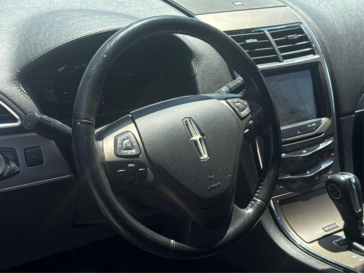 2012 Lincoln MKX MUST SEE NAV LEATHER ROOF WE FINANCE ALL CREDIT Photo