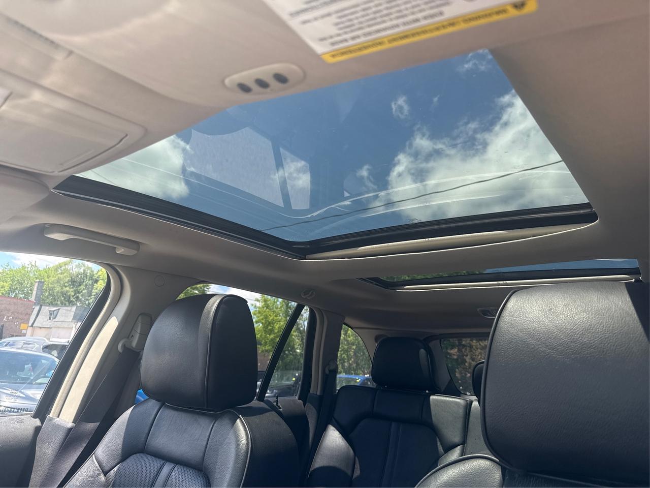 2012 Lincoln MKX MUST SEE NAV LEATHER ROOF WE FINANCE ALL CREDIT Photo