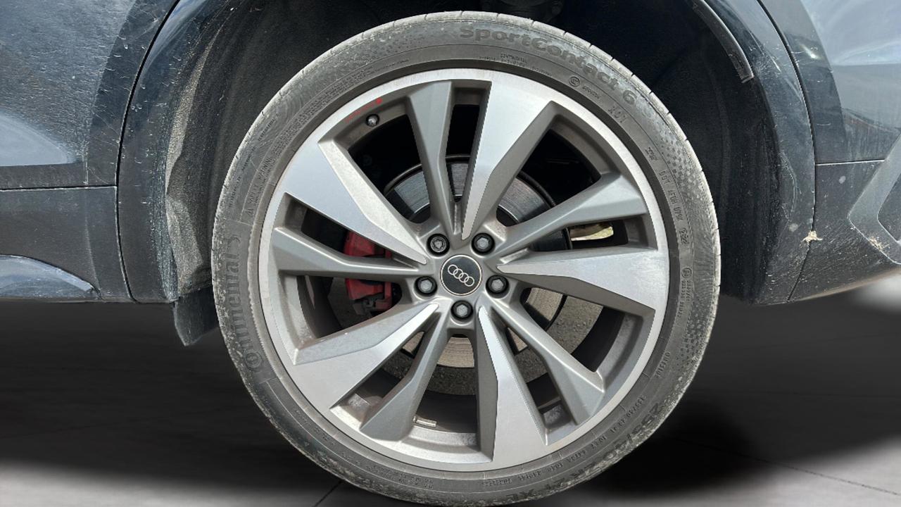 2023 Audi SQ5 QUATTRO Photo