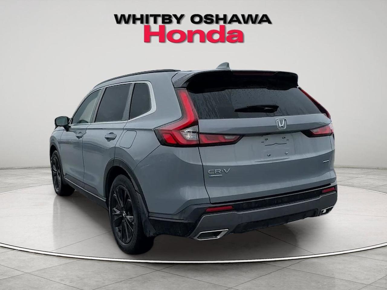 2024 Honda CR-V Hybrid Touring AWD Photo4