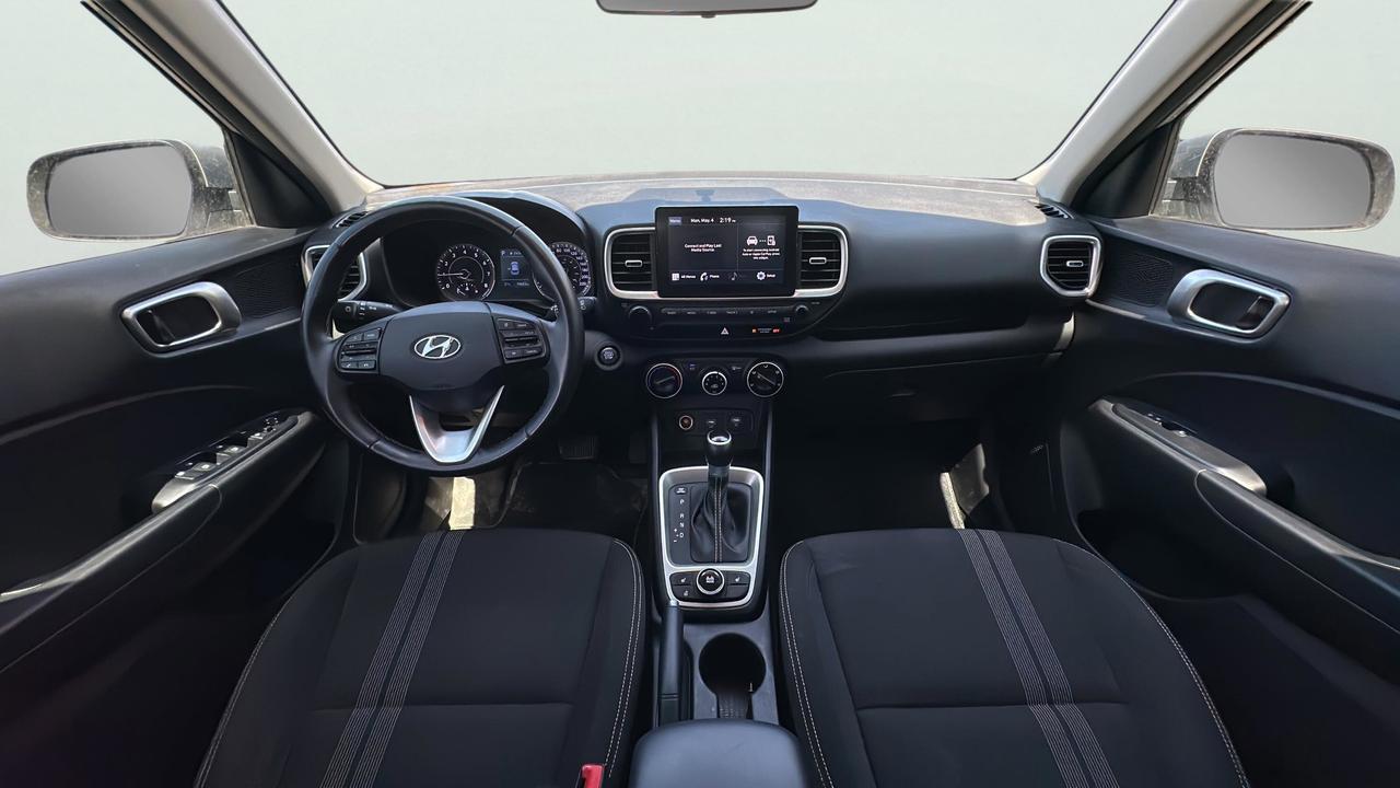 2021 Hyundai Venue Trend IVT Photo