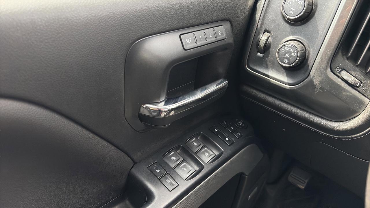 2018 Chevrolet Silverado 1500 2LZ Photo