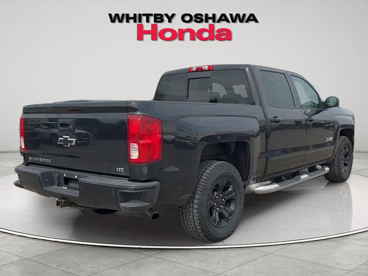 2018 Chevrolet Silverado 1500 2LZ Photo