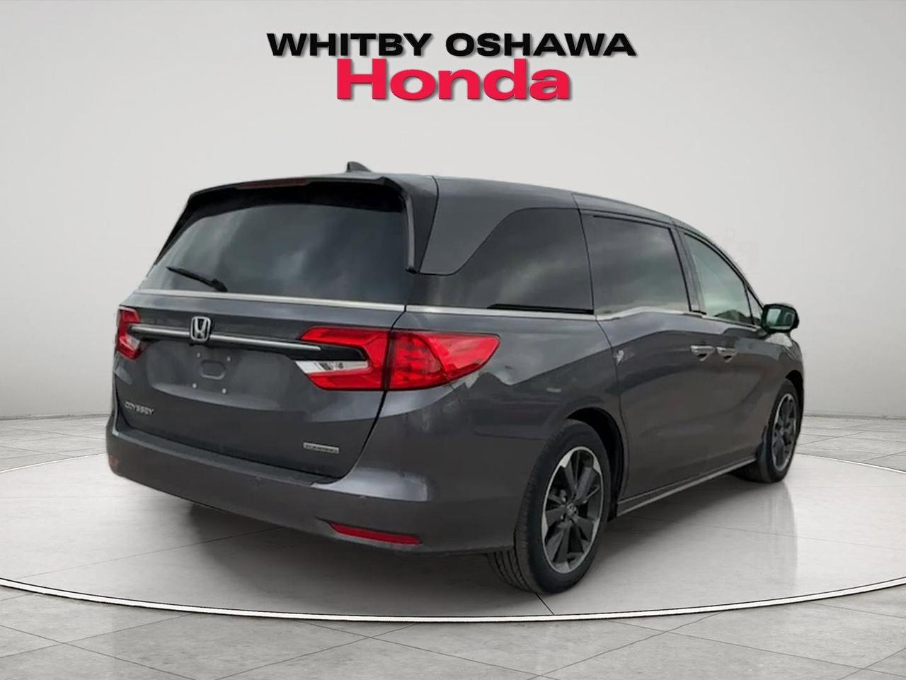 2024 Honda Odyssey Touring Auto Photo