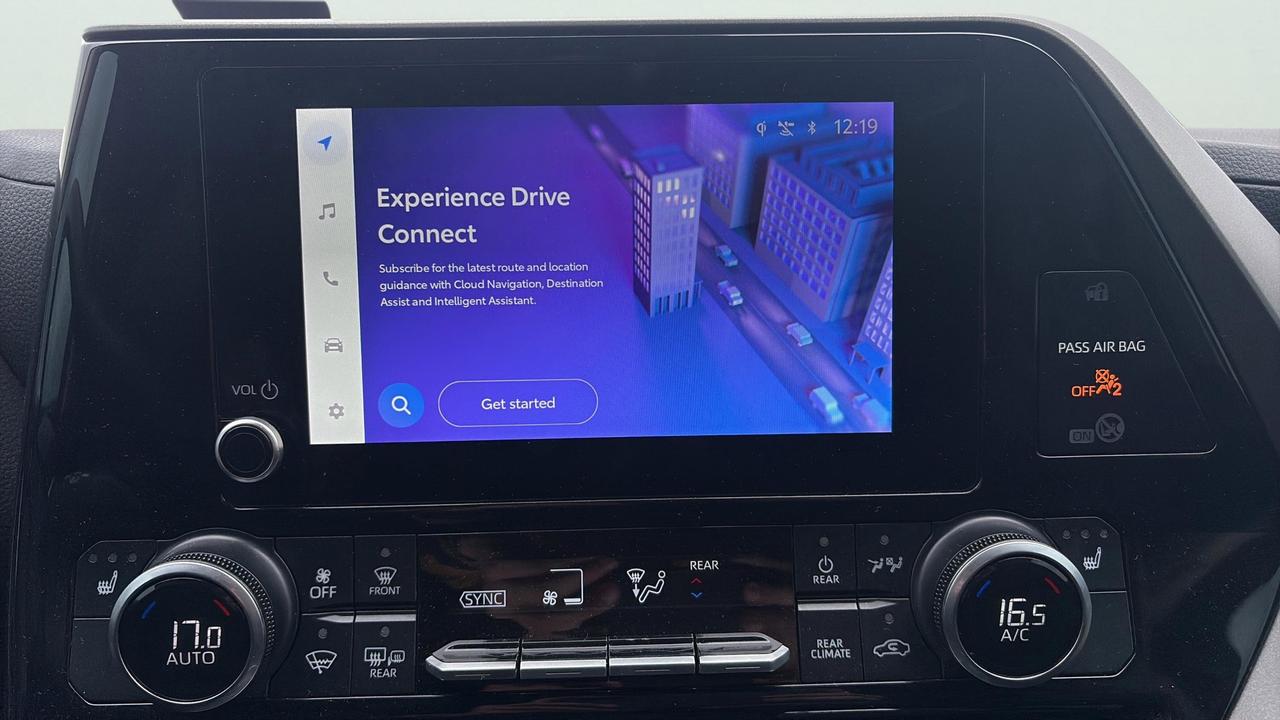 2024 Toyota Highlander Hybrid  Photo