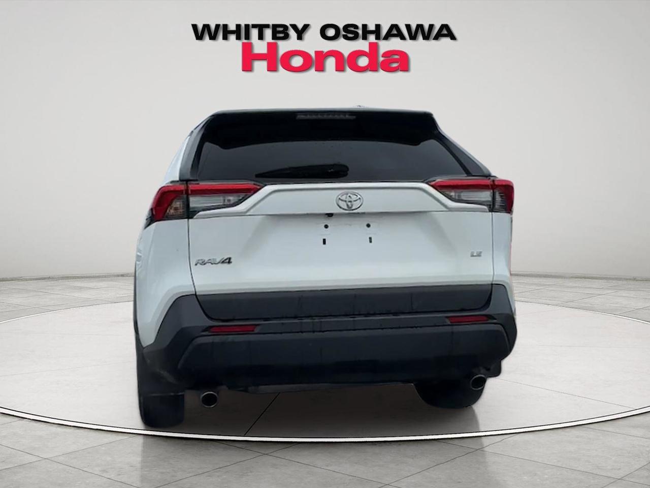 2021 Toyota RAV4 LE FWD Photo