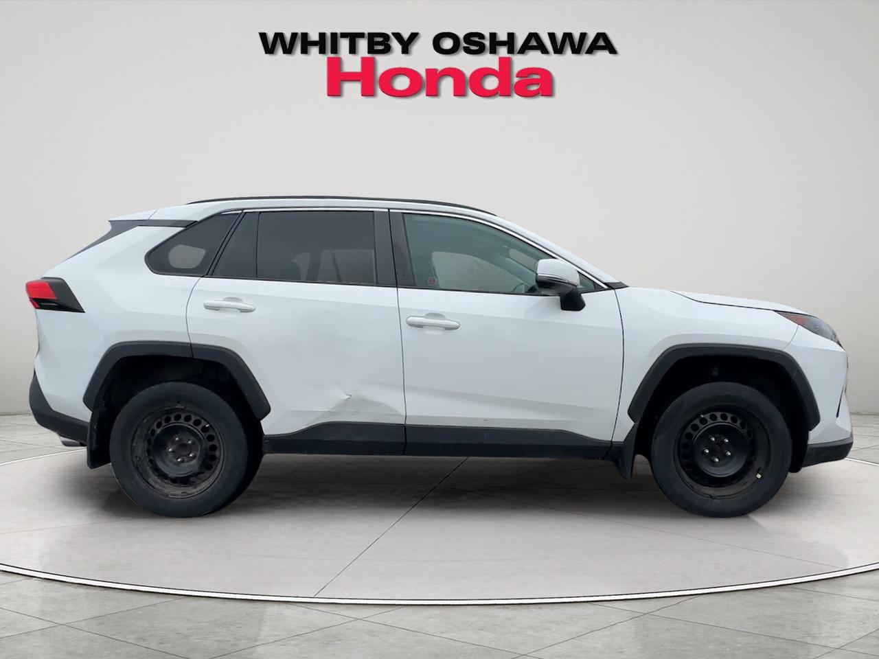 2021 Toyota RAV4 LE FWD Photo
