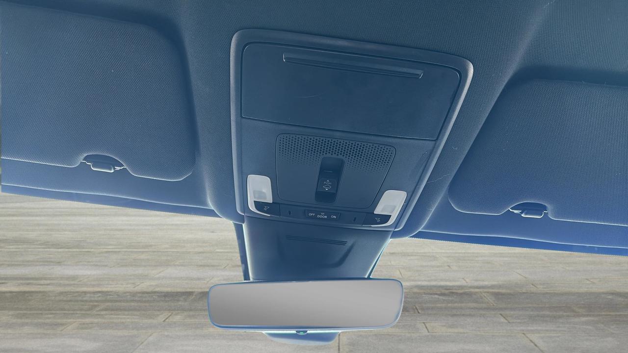 2025 Honda CR-V Hybrid Touring AWD Photo