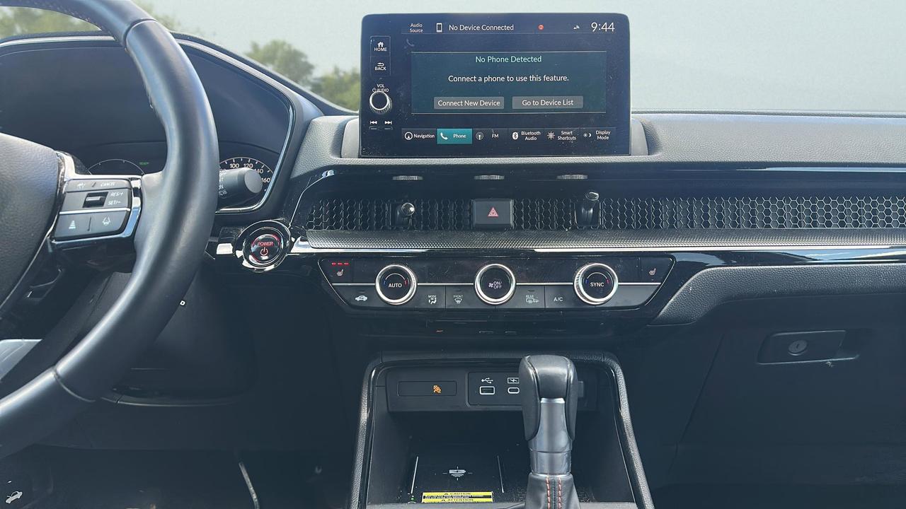 2025 Honda CR-V Hybrid Touring AWD Photo