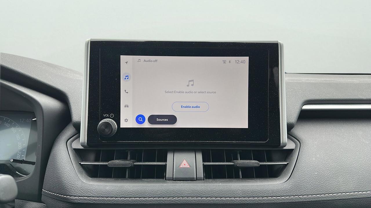 2025 Toyota RAV4 XLE AWD Photo