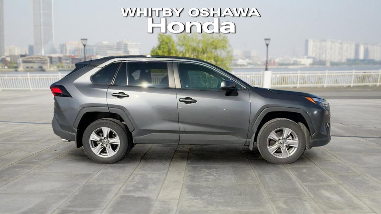 2025 Toyota RAV4 XLE AWD Photo
