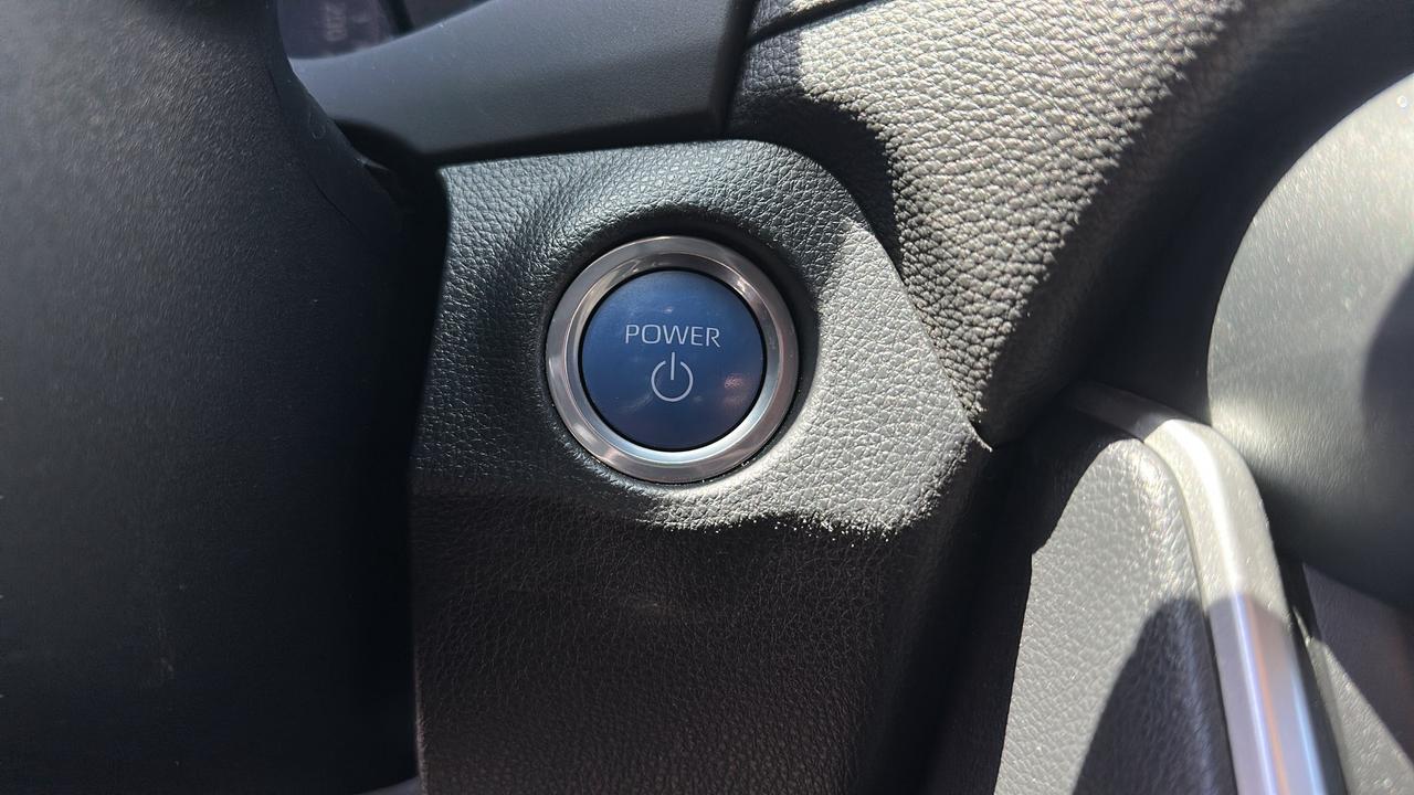 2022 Toyota RAV4 Prime XSE AWD Photo