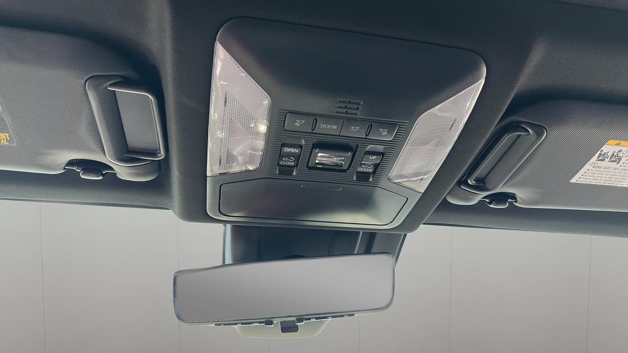 2022 Toyota RAV4 Prime XSE AWD Photo