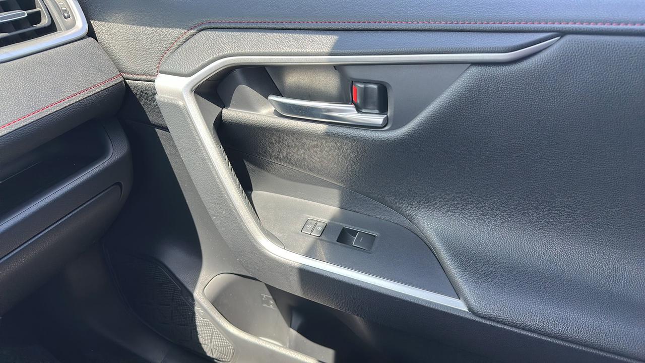 2022 Toyota RAV4 Prime XSE AWD Photo