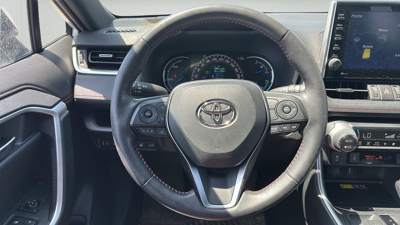 2022 Toyota RAV4 Prime XSE AWD Photo