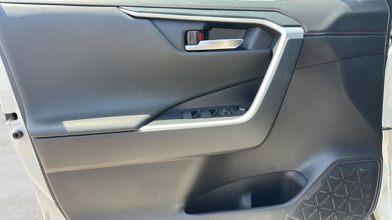 2022 Toyota RAV4 Prime XSE AWD Photo