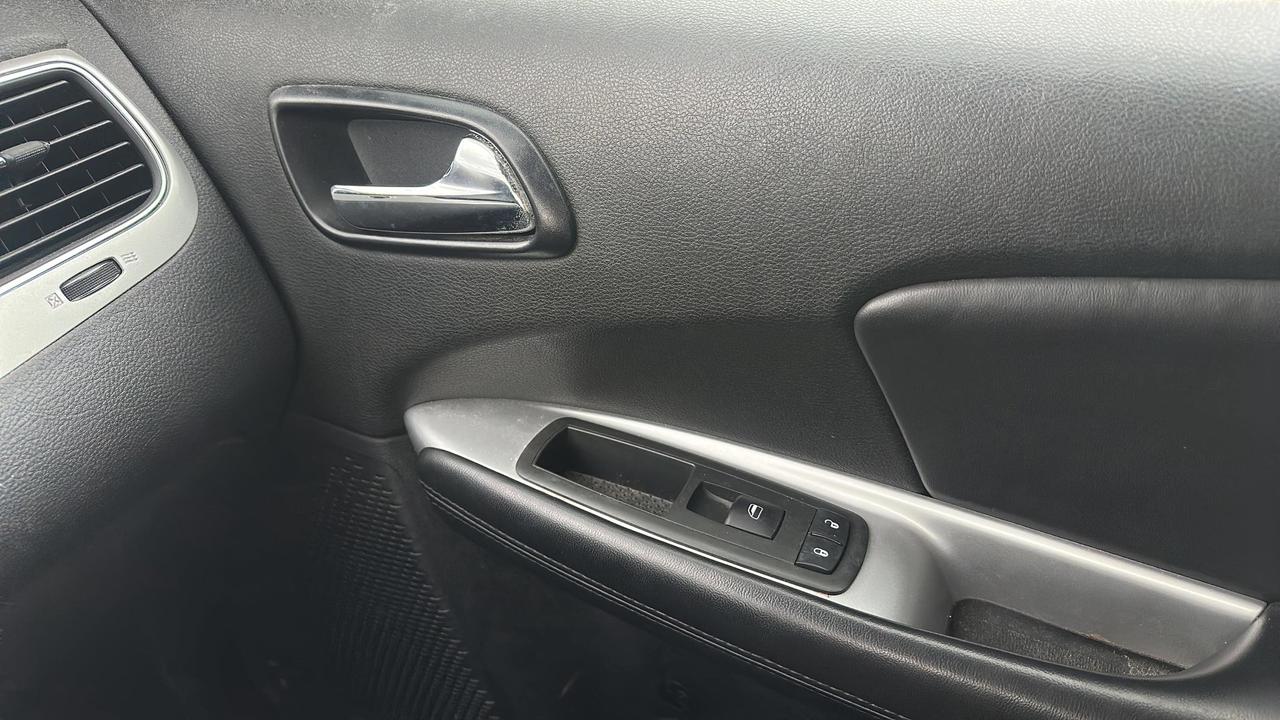 2012 Dodge Journey FWD 4DR SE PLUS Photo