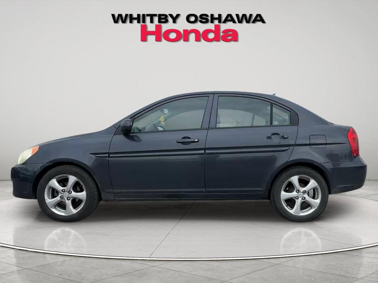 2010 Hyundai Accent 4dr Sdn Auto GL Photo