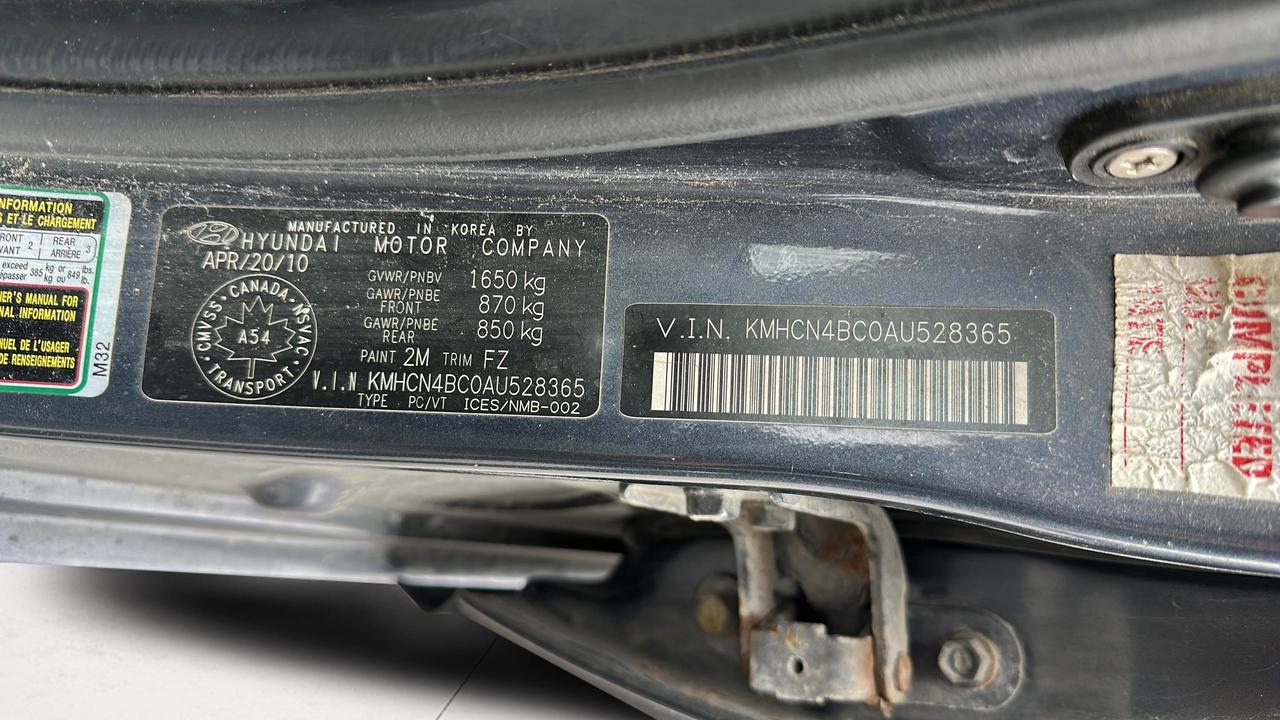 2010 Hyundai Accent 4dr Sdn Auto GL Photo