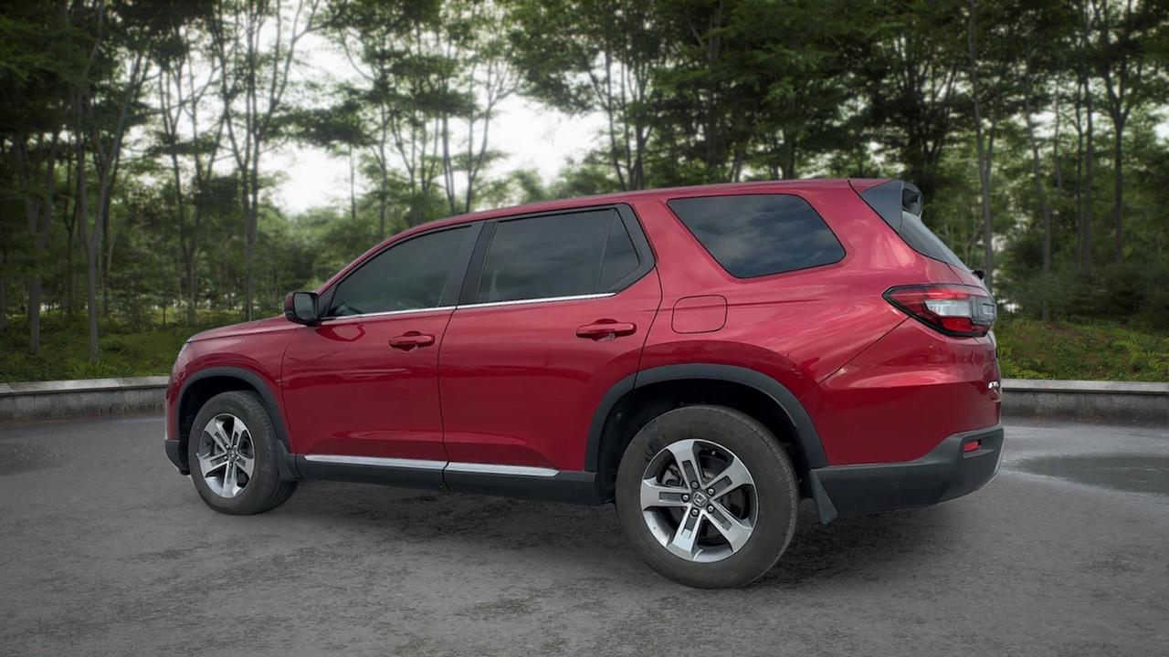 2023 Honda Pilot 8 Passenger Photo