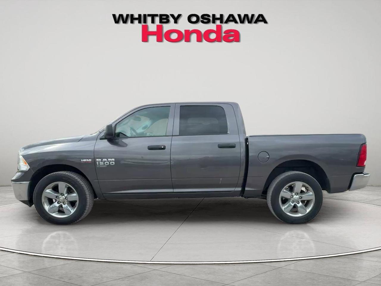 2019 RAM 1500 Classic ST 4x4 Crew Cab 5'7  Box Photo2