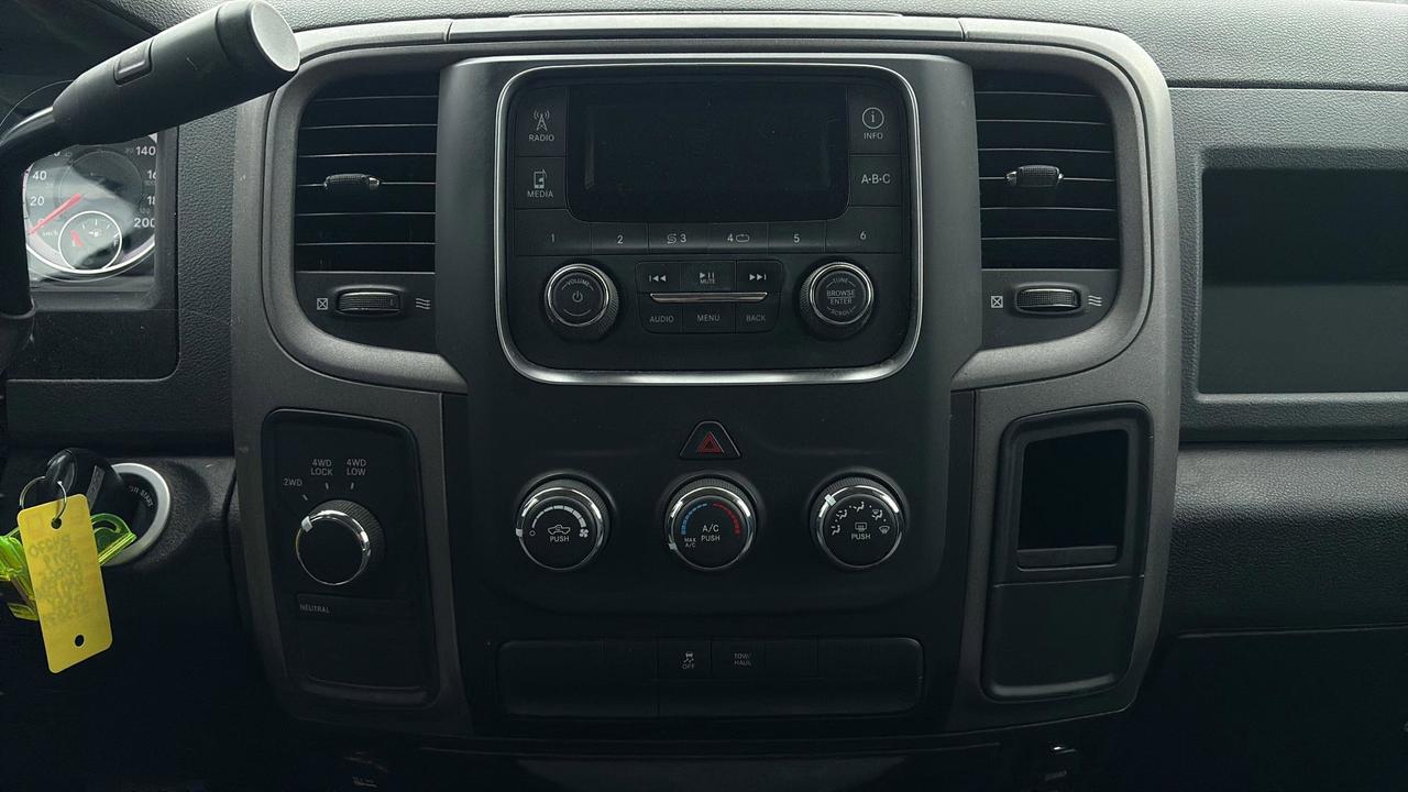 2019 RAM 1500 Classic ST 4x4 Crew Cab 5'7  Box Photo